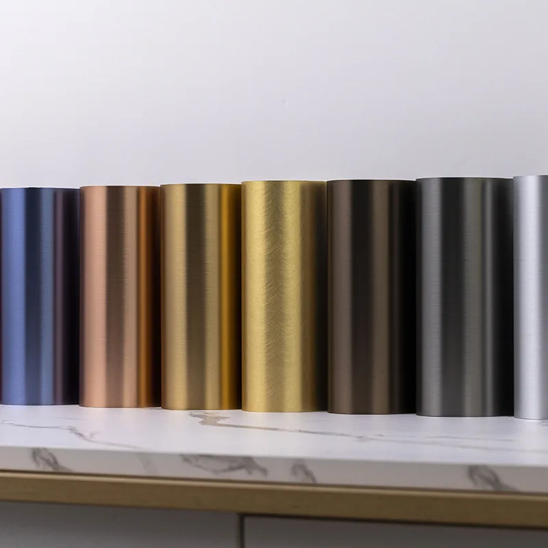 Metalinės tekstūros smūgiams atspari sienų plokštė