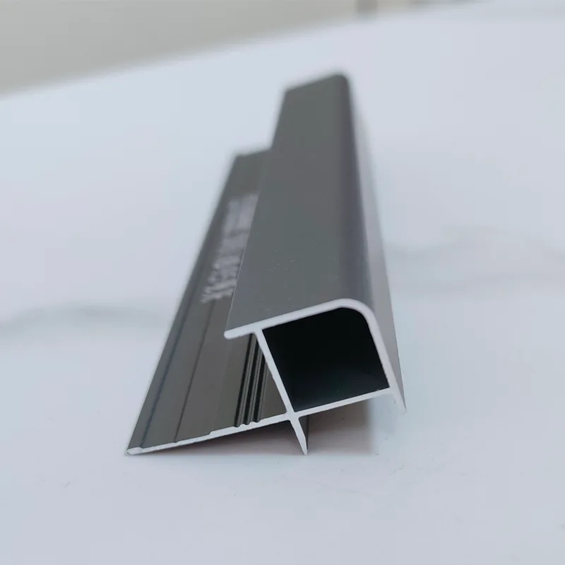 Kvadratinė išorinė kampinė apdaila